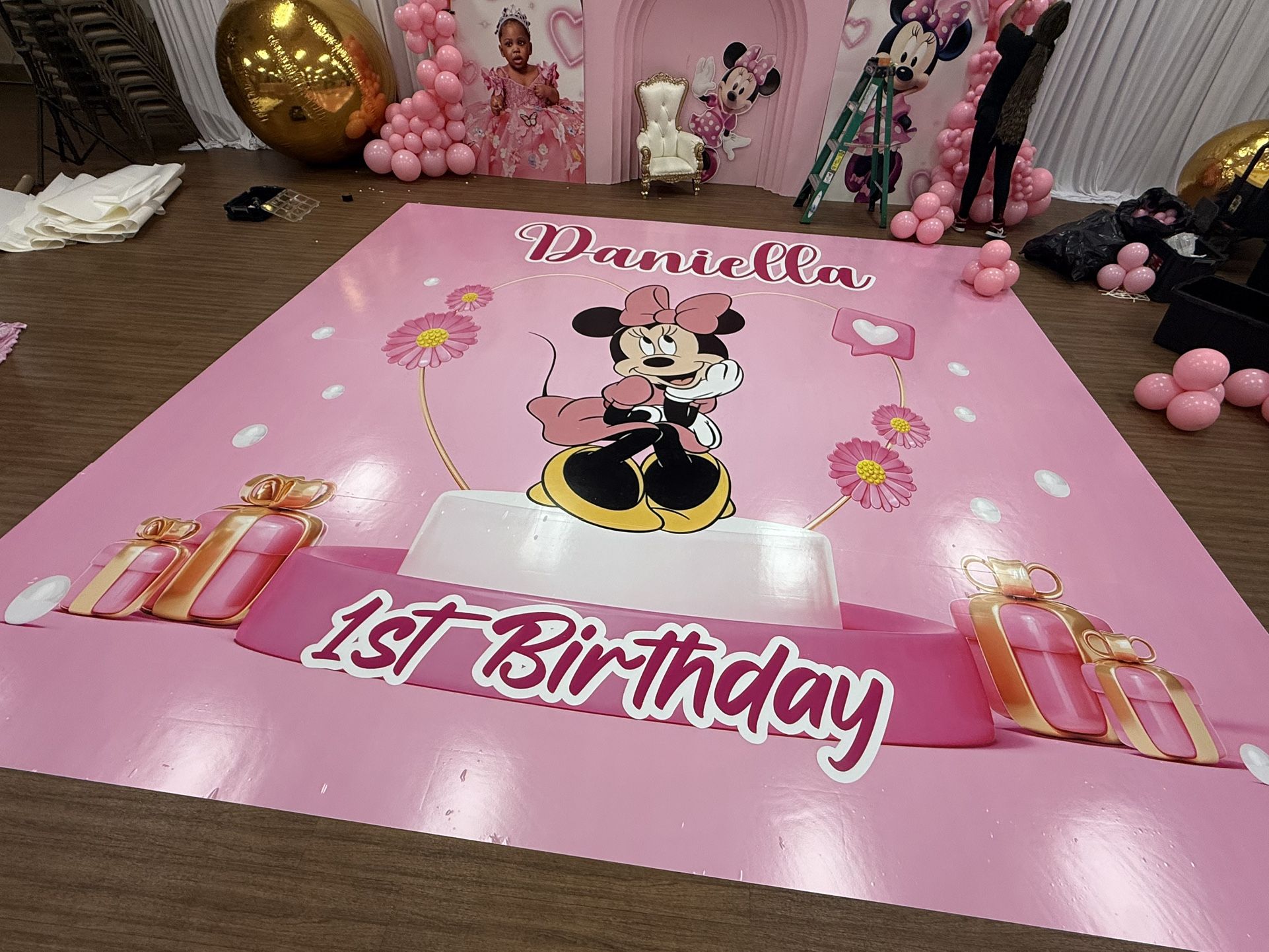 Floor Wrap Installation