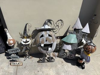 Metal halloween decor