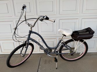 Women’s 7-Speed Bicycle