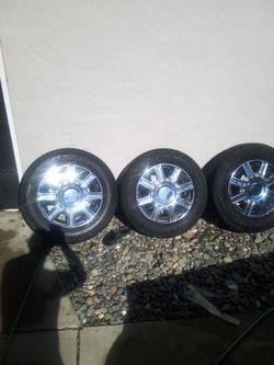 Size 235/84 R17 5 lug good tread $200