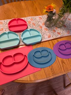 3 Ezpz & 3 Bumkins silicone toddler plates