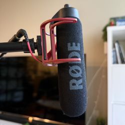 RODE VideoMic Go w/ stand