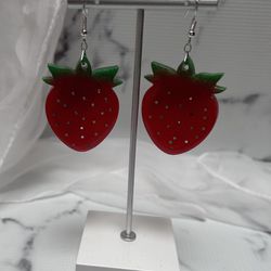 Strawberry Dangle Earrings 