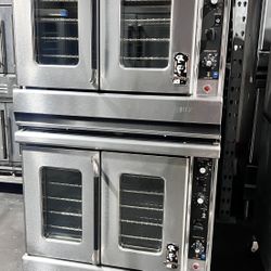 Montague Like New Double Convection Oven