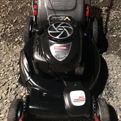 Like New, Craftsman 22 Inch Self-Propelled Lawnmower 