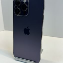 Apple iPhone 14 PRO MAX 256gb. ( Fully Unlocked )