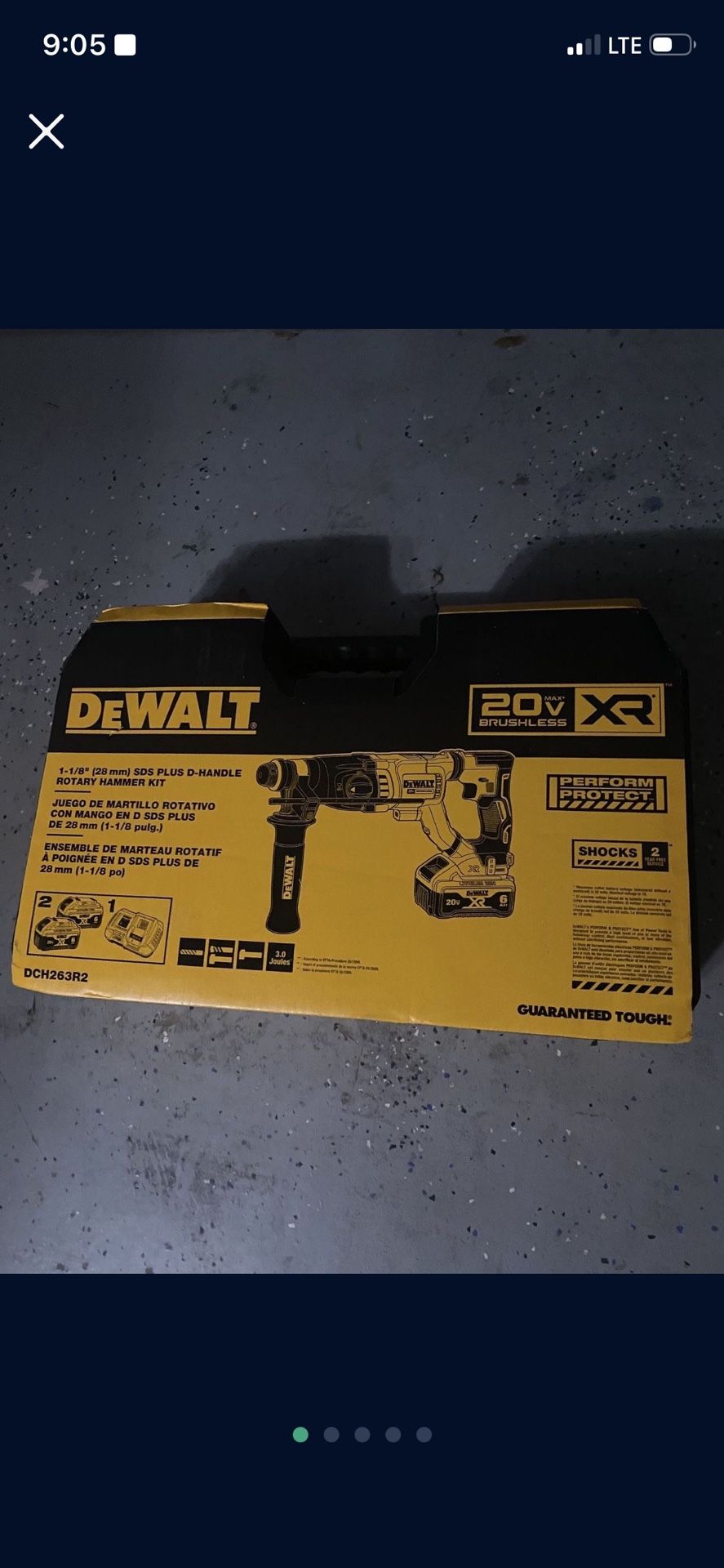 Dewalt 20V MAX Cordless Brushless 1-1/8in. SDS plus D-handle rotary hammer with 2 20V 6Ah batteries and charger DCH263R2