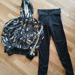Woman's SIZE S Adidis 2 PC Track Suit