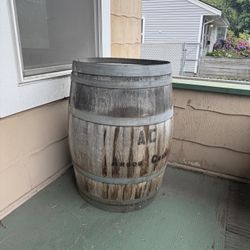Free wine barrel
