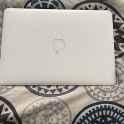 Apple MacBook Air