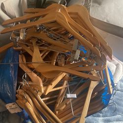 82 Wooden Hangers