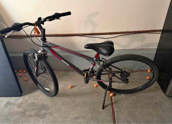 Nishiki Pueblo Mountain Bike – 26” Wheels, 21-Speed, Front Suspension Bicycle