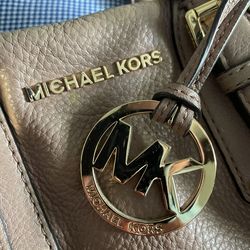 Michael Kors Leather Purse Excellent Authentic Ladies Bag