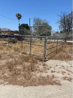 Horse corral