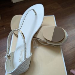 New MK Shoes Size 9 - 9.5M