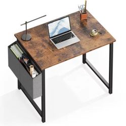 COMPUTER DESK