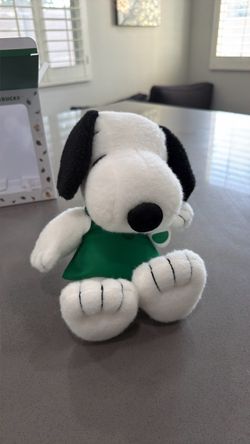 Starbucks Collector’s Plush Snoppy baristas Plush!