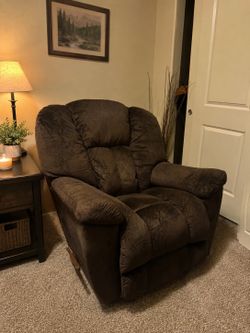 Large Comfy Recliner