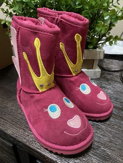 Size-10.. hot pink queen boots .. like new