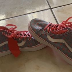 Vans With Hearts Brand New Still Have tags Size 2.5