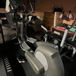 Life Fitness Elliptical 