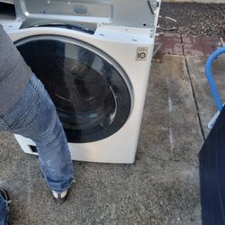 WASHER AND DRYER STOVES ETC 