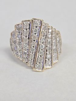 14kt Gold Diamond Fan Design Ring
