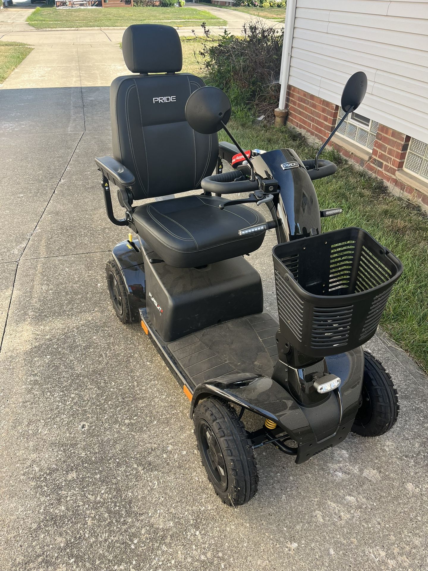 2024 Pride Pursuit 2 Mobility Scooter