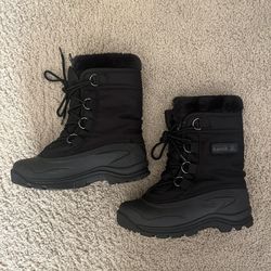 Snow Boots