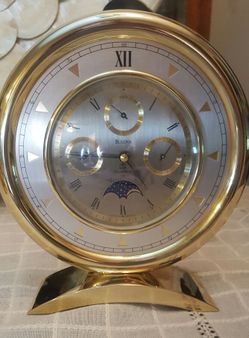 BULOVA Millenia Calender Mantle Desk Clock