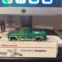 Hot Wheels Custom ‘62 Chevy Trucks