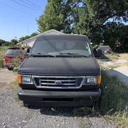 2006 Ford E-150