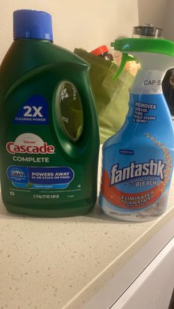 Liquid Cascade And Fantastik Cleaner