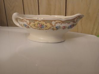 Floral China gravy boat mount Clemens pottery Mildred pattern USA 1930's