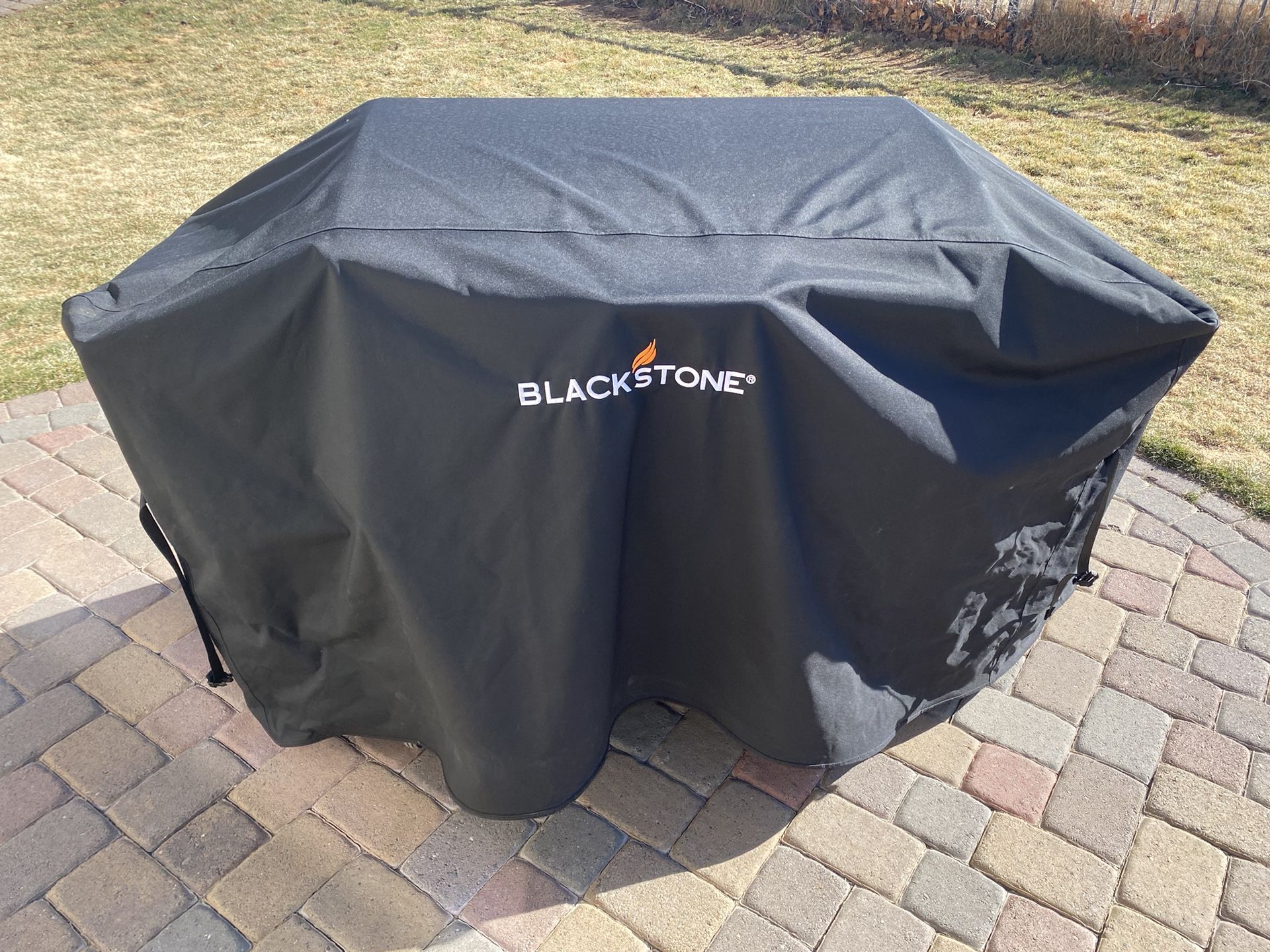 Blackstone Griddle Cover (36”)