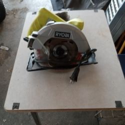 Ryobi Saw Like New $40