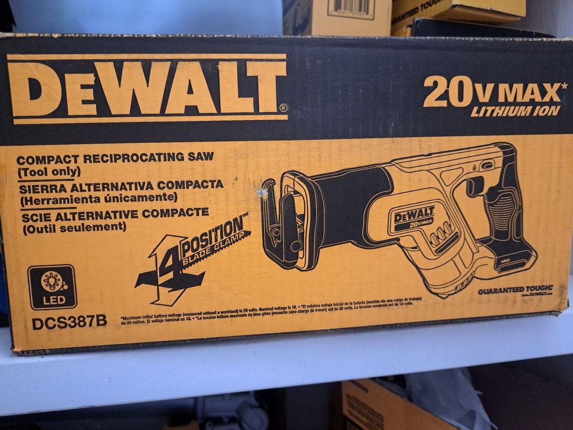 DeWalt: Reciprocating Compact Saw 20V