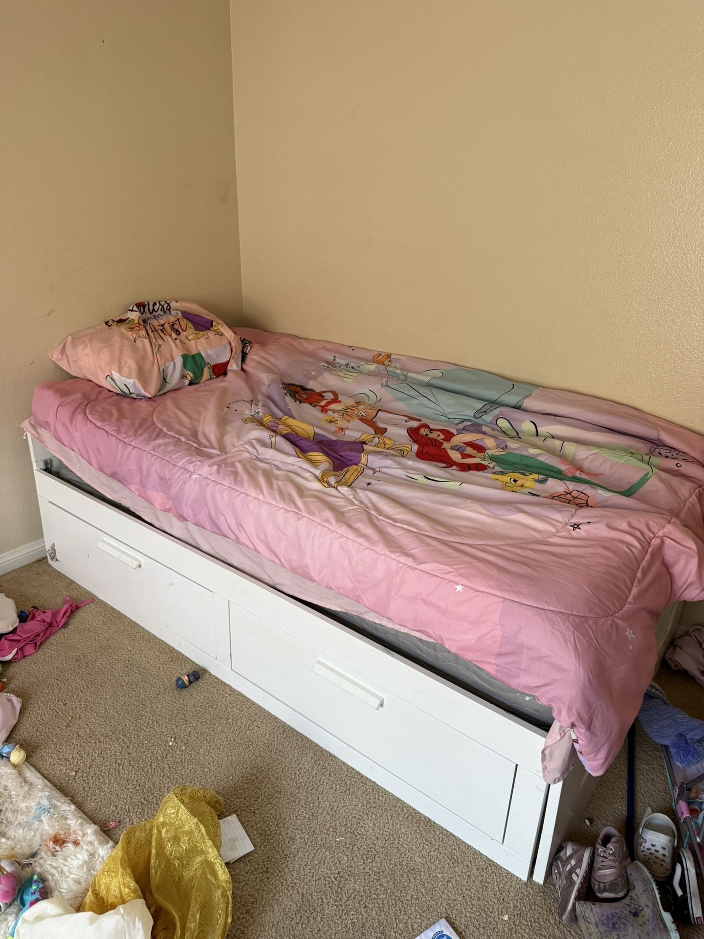 IKEA Twin Bed With Drawers