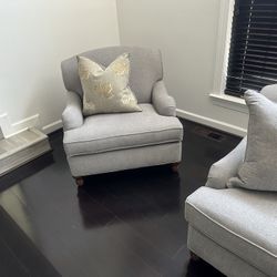 Beautiful Three-Piece Living Room Set
