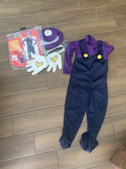 Boys Waluigi costume