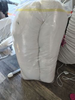Pregnancy pillow