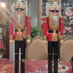 caScanueces navideños 