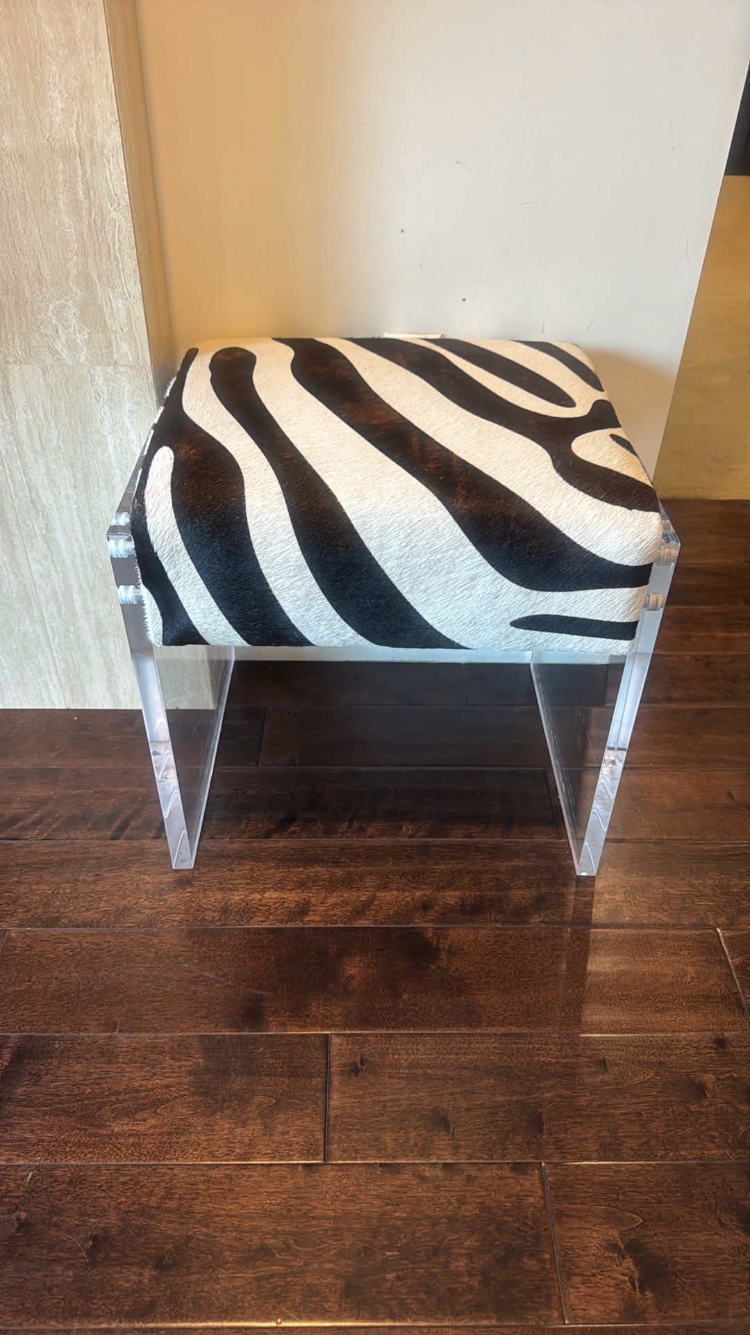 Zebra Stool