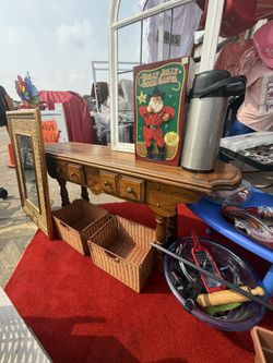 Italiana Table Solid Wood $75