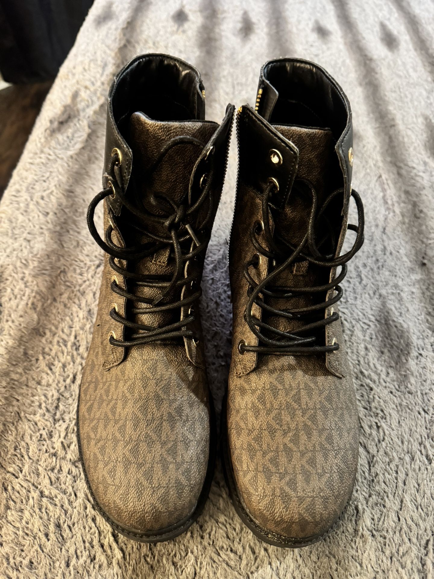 MK Boots