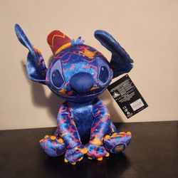 Disney Stitch Crashes Aladdin Plush

