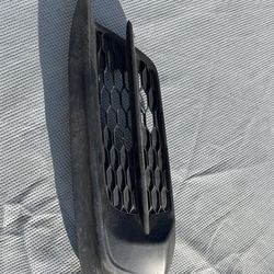 2018 Honda Civic bumper cover right
