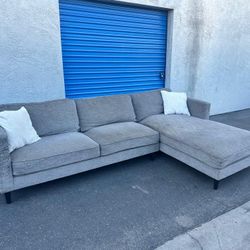 Really Nice Sectional Couch Gray 🛋,  