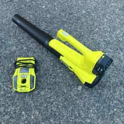 Ryobi One+ 18volt 350cfm Leaf Blower Almost New Condition 4.0 Battery & Charger. For Pick Up Fremont Seattle. No Low Ball Offers Please. No Trades