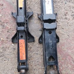 Car Jack $10 A PCs 